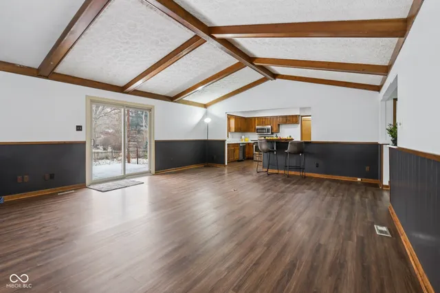 $310,000 | 8402 Tanager Lane, Indianapolis, IN 46256