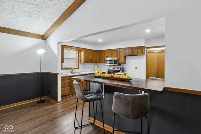 $310,000 | 8402 Tanager Lane, Indianapolis, IN 46256