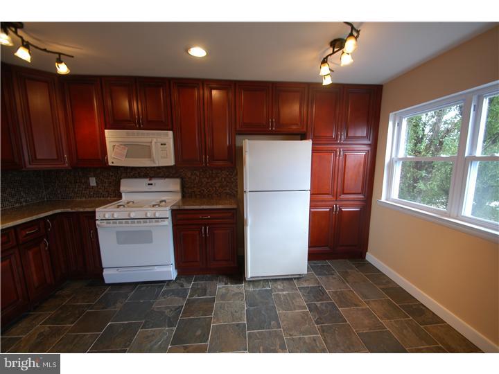 12220 Medford Road Philadelphia, PA 19154 - Photo 6 of 14