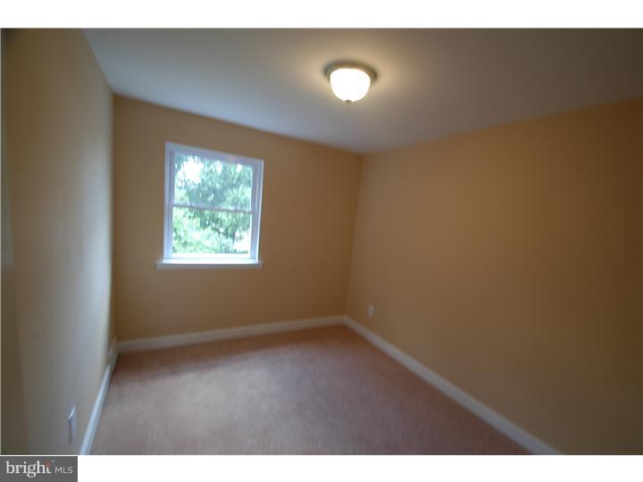 12220 Medford Road Philadelphia, PA 19154 - Photo 8 of 14