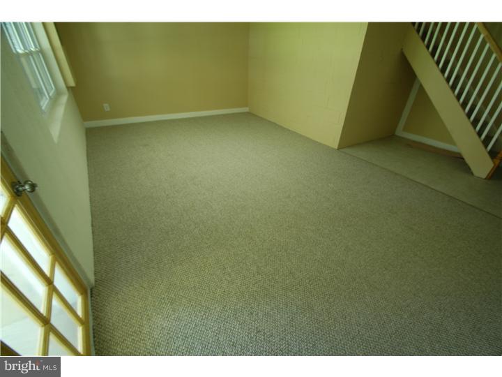12220 Medford Road Philadelphia, PA 19154 - Photo 10 of 14