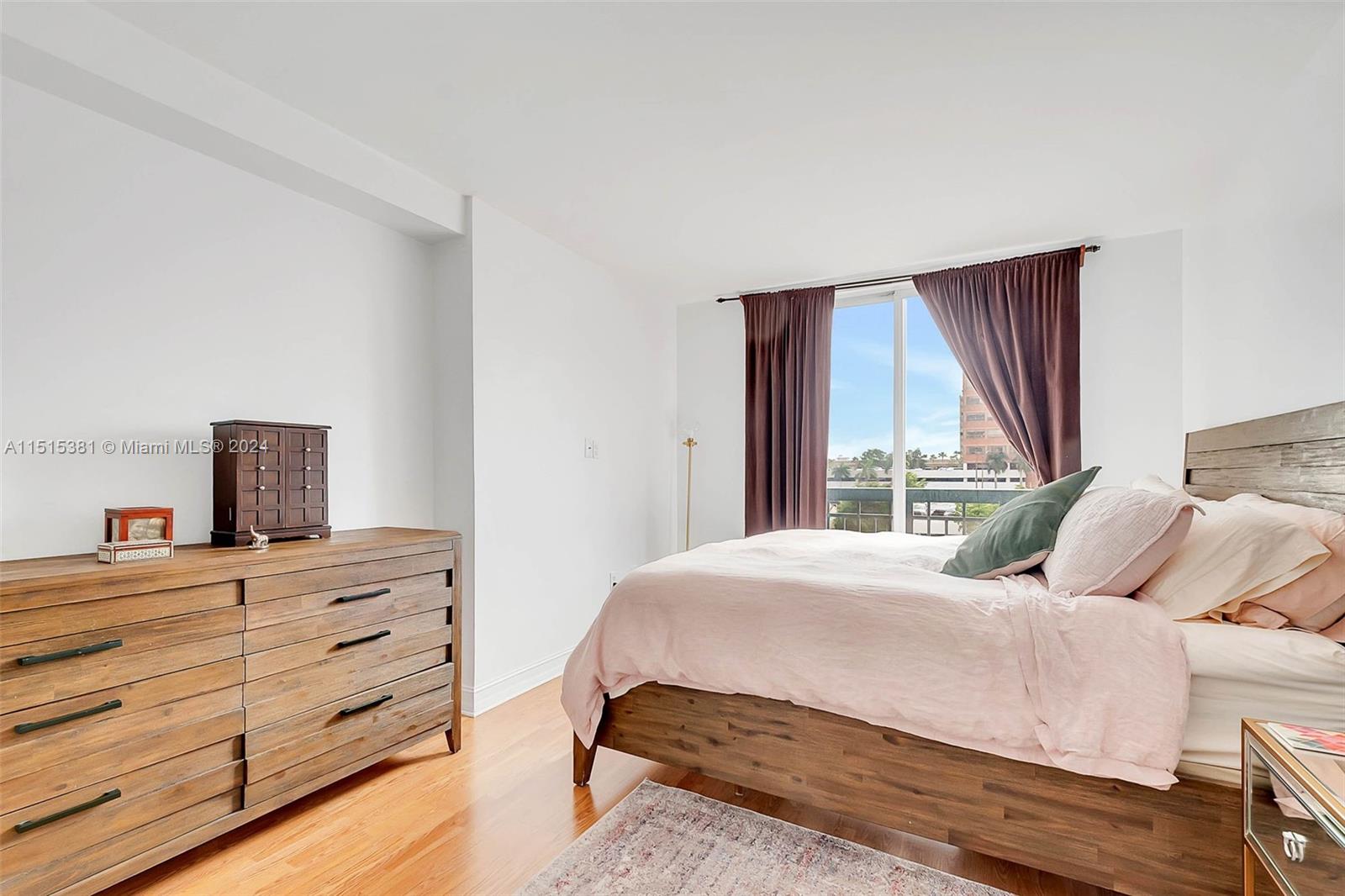 2501 Douglas Road, Unit 405 Miami, FL 33133 - Photo 6 of 17 Gallery Image 6