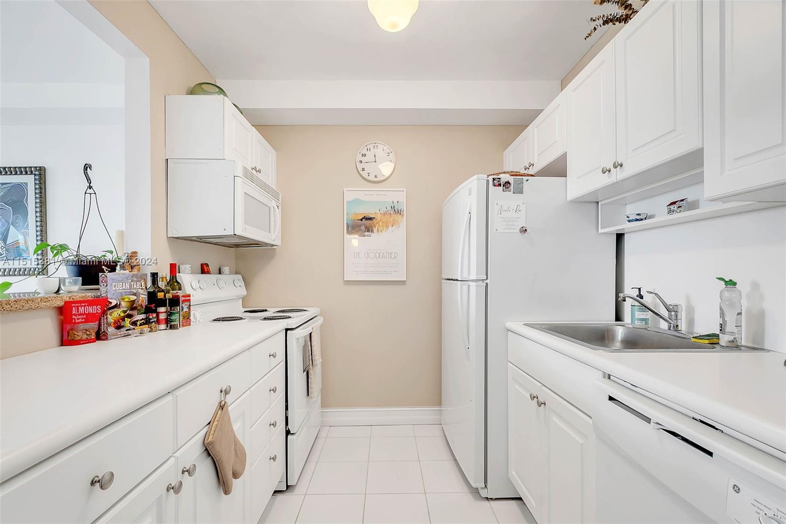 2501 Douglas Road, Unit 405 Miami, FL 33133 - Photo 8 of 17 Gallery Image 8