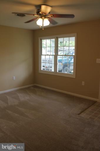 198 York Road Ranson, WV 25438 - Photo 2 of 18 Living Room
