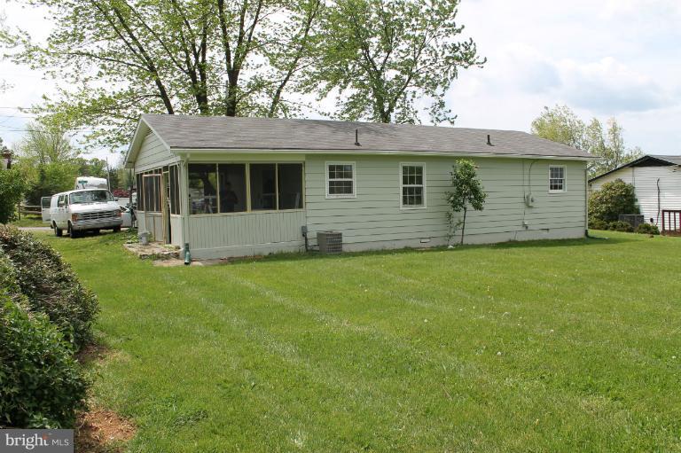 198 York Road Ranson, WV 25438 - Photo 12 of 18 Exterior (Rear)
