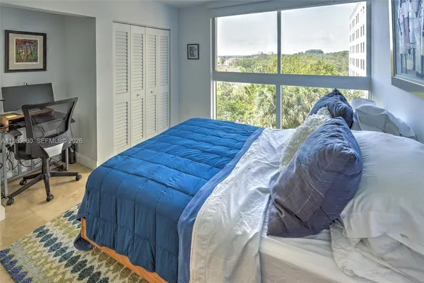 $3,200 | 2951 South Bayshore Drive, Unit 712, Miami, FL 33133