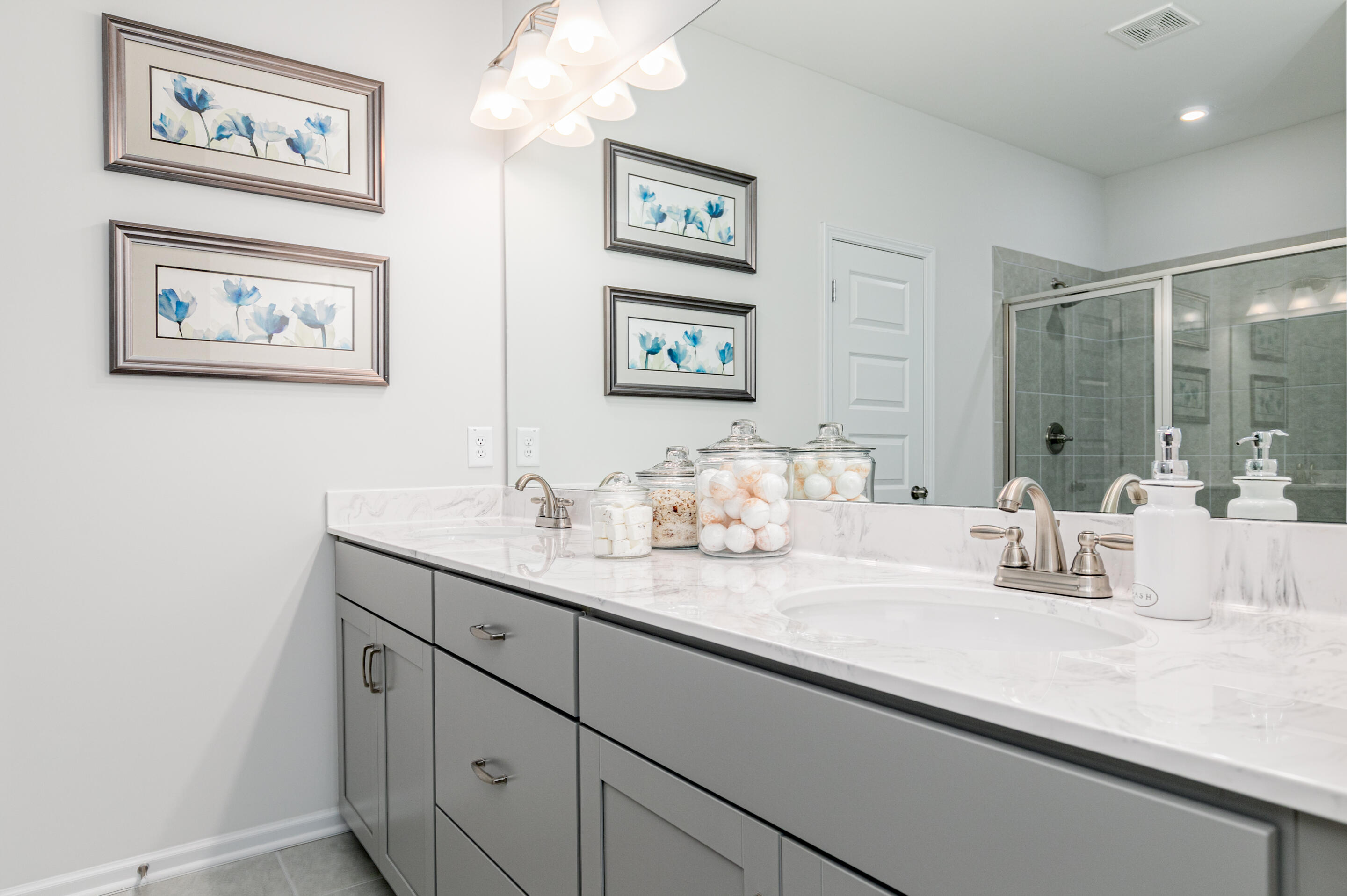 9407 Cavalier Way, Unit 1 Collegedale, TN 37363 - Photo 31 of 35 Owners Bath-2