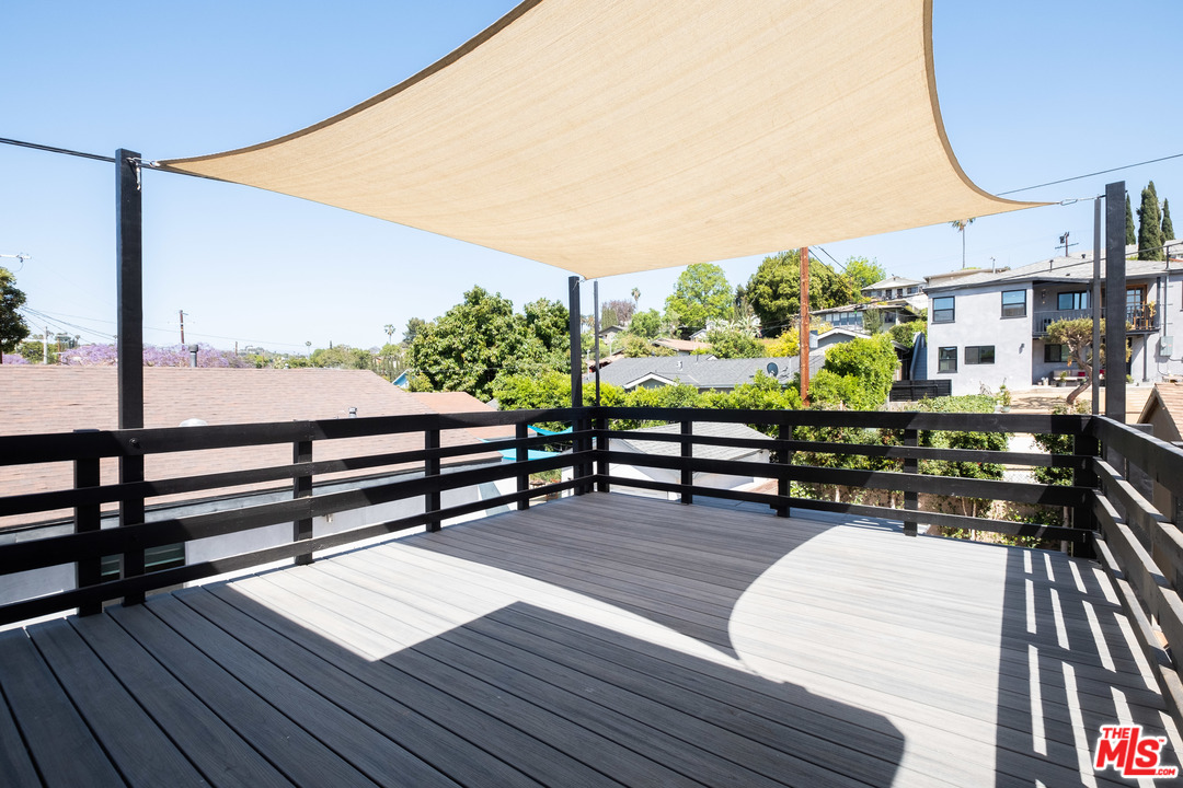 626 Silver Boulevard Los Angeles, CA 90026 - Photo 19 of 24 a view of outdoor space with seating area