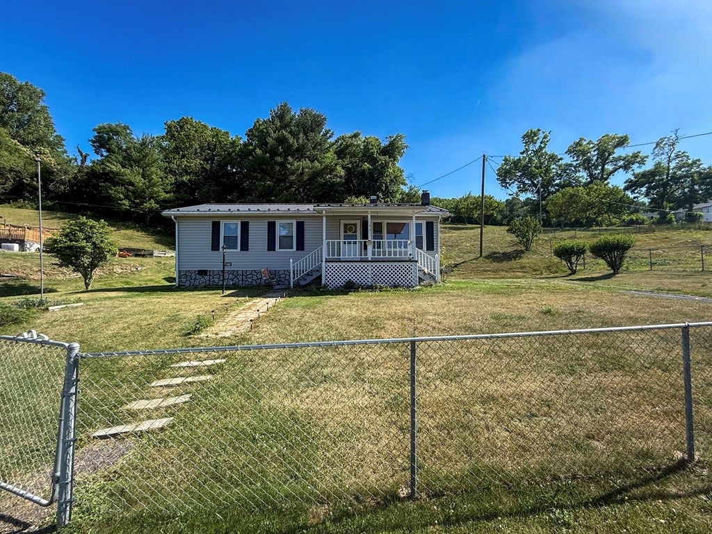 1019 Ramsey Mountain Road Max Meadows, VA 24360 - Photo 42 of 43 Gallery Image 42