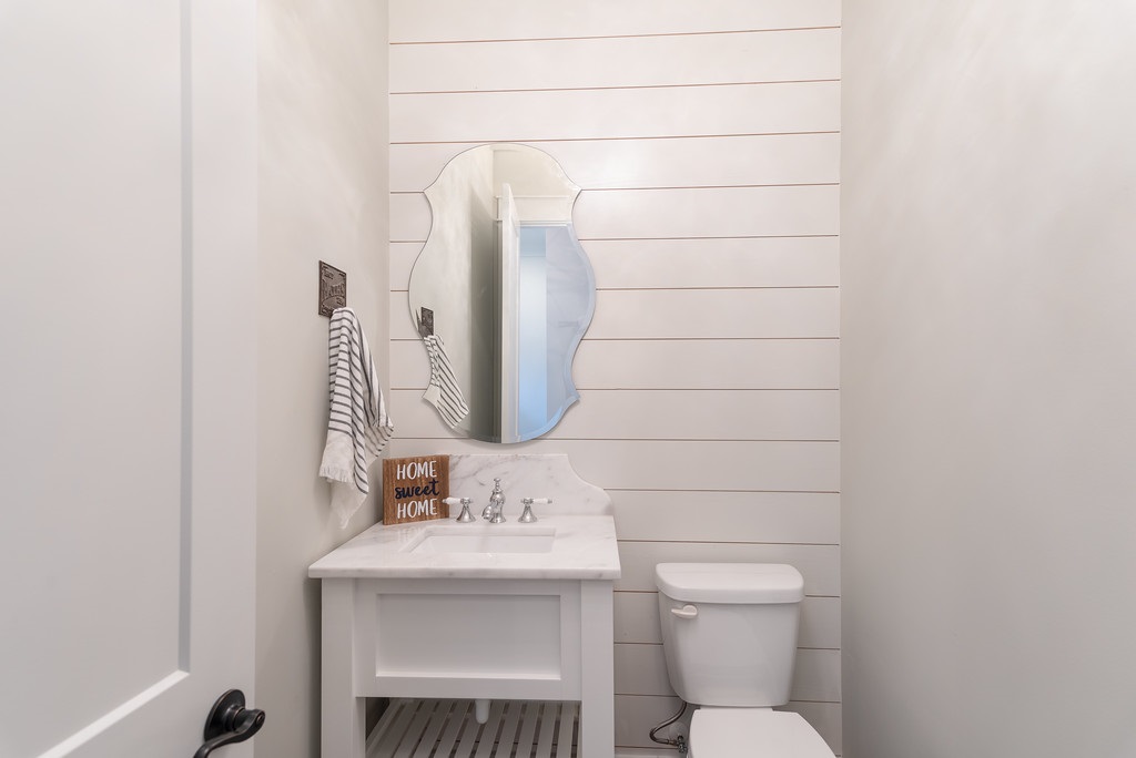 385 Pecan Avenue Fairhope, AL 36532 - Photo 9 of 50 Half Bath Charm