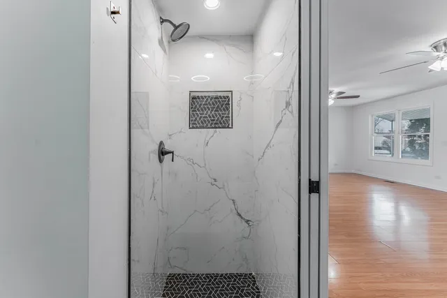 $309,900 | 1348 Hartford Street, Glendale Heights, IL 60139