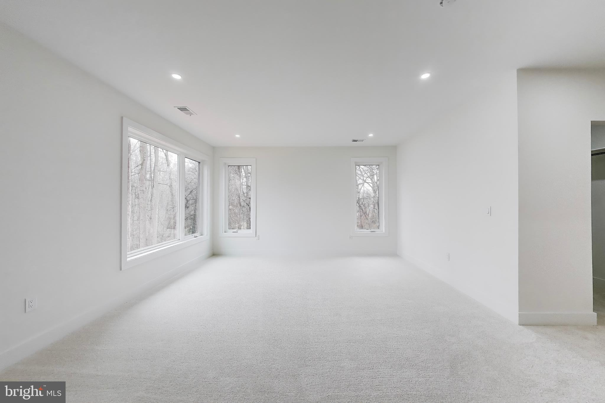 6634 Davis Ford Road Manassas, VA 20111 - Photo 45 of 120 a view of an empty room with a window