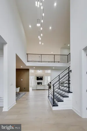 a view of livingroom with furniture and windows