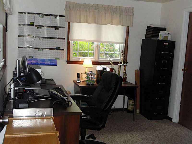 159 Ridgewood Road Pittsburgh, PA 15237 - Photo 17 of 25 Bedroom. This is a Bedroom on the Main level with its own Bath. It is being used as an office right now