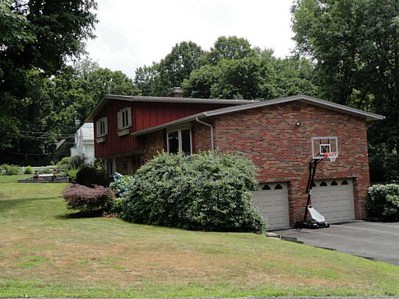 159 Ridgewood Road Pittsburgh, PA 15237 - Photo 4 of 25 Exterior Front.