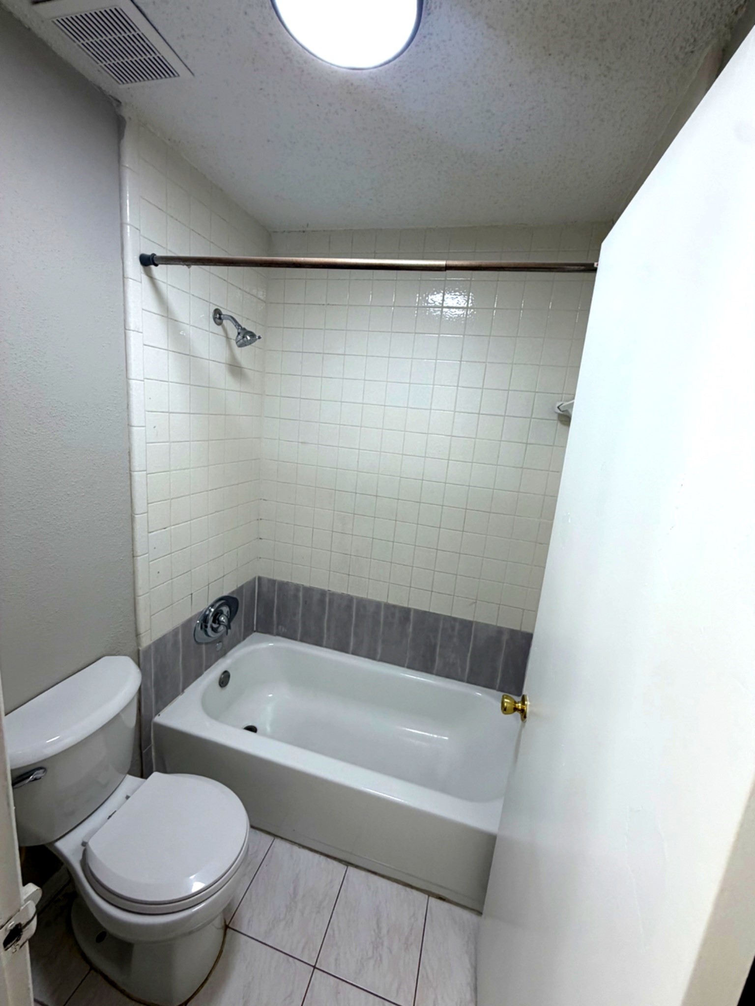 5817 West Tidwell Road Houston, TX 77092 - Photo 25 of 29 Master Bath