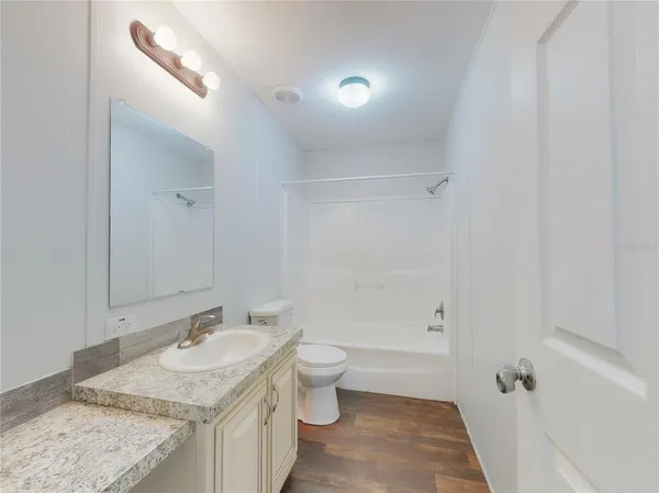 $241,900 | 4300 Northeast 175th Street Road, Citra, FL 32113