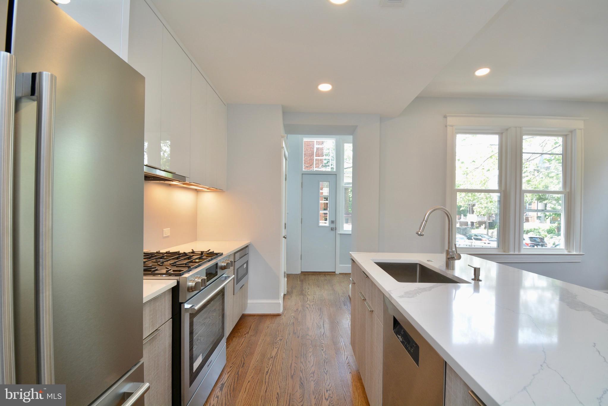 1724 2nd Street Northwest Washington, DC 20001 - Photo 14 of 32