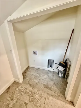 $2,150 | 211 Dartmouth Street, Brunswick, GA 31520