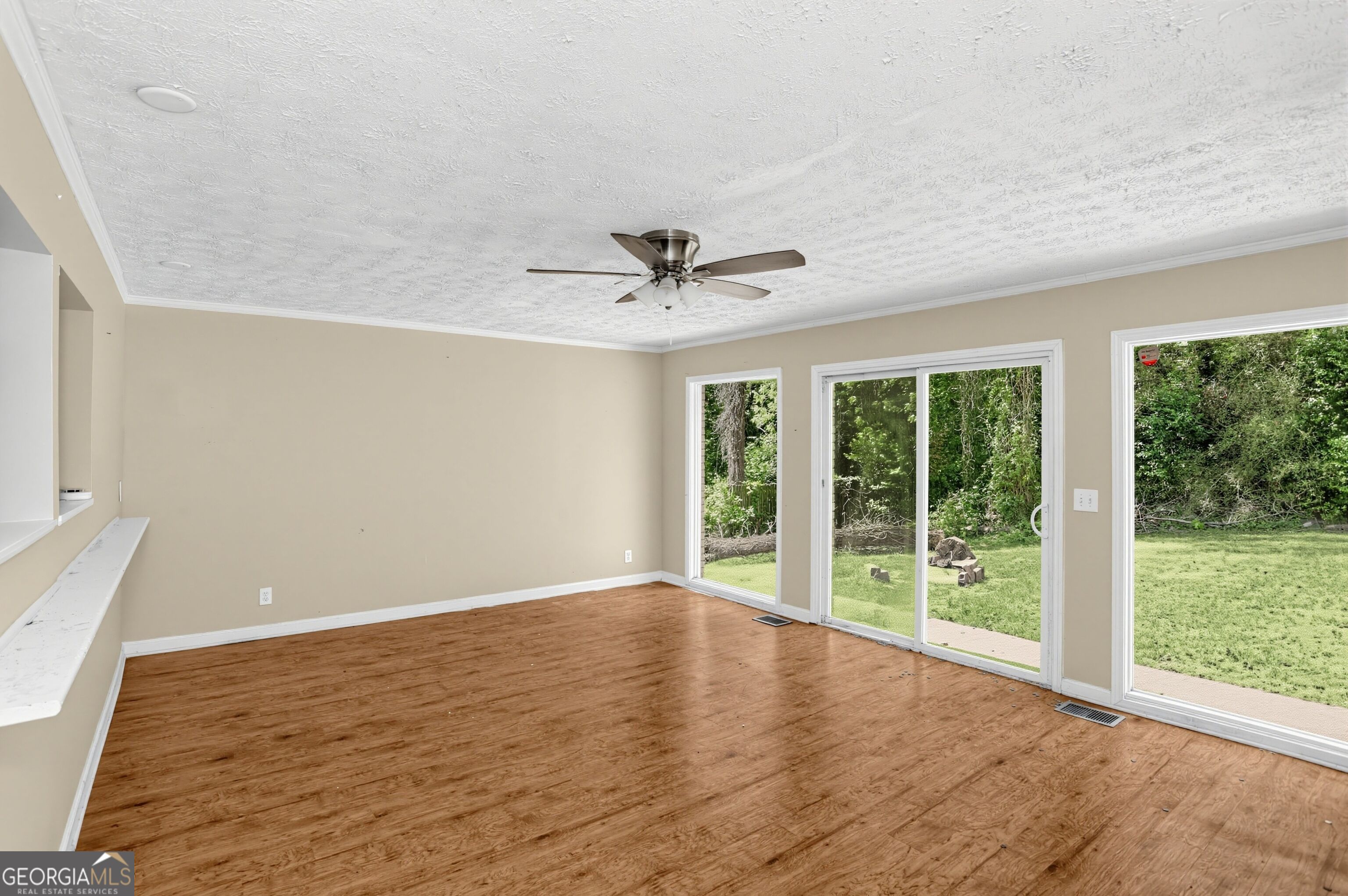 1127 Renee Drive Decatur, GA 30035 - Photo 13 of 36 Gallery Image 13