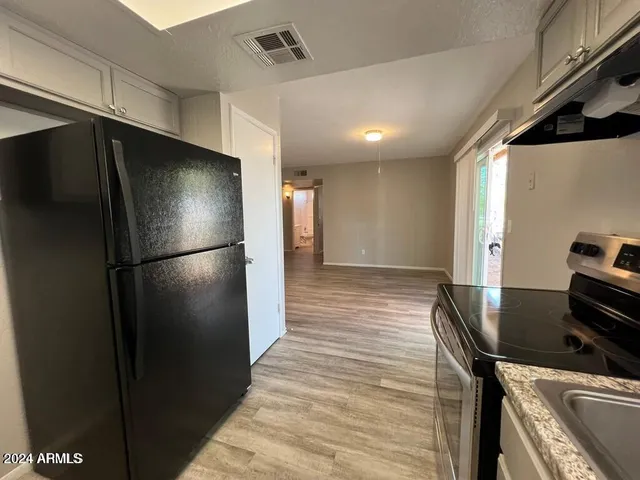 $1,500 | 10641 North 15th Avenue, Unit B, Phoenix, AZ 85029