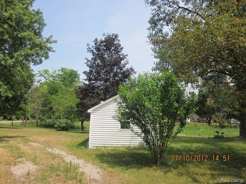 950 Francis Road Howell, MI 48843 - Photo 8 of 8 8 SHED.JPG
