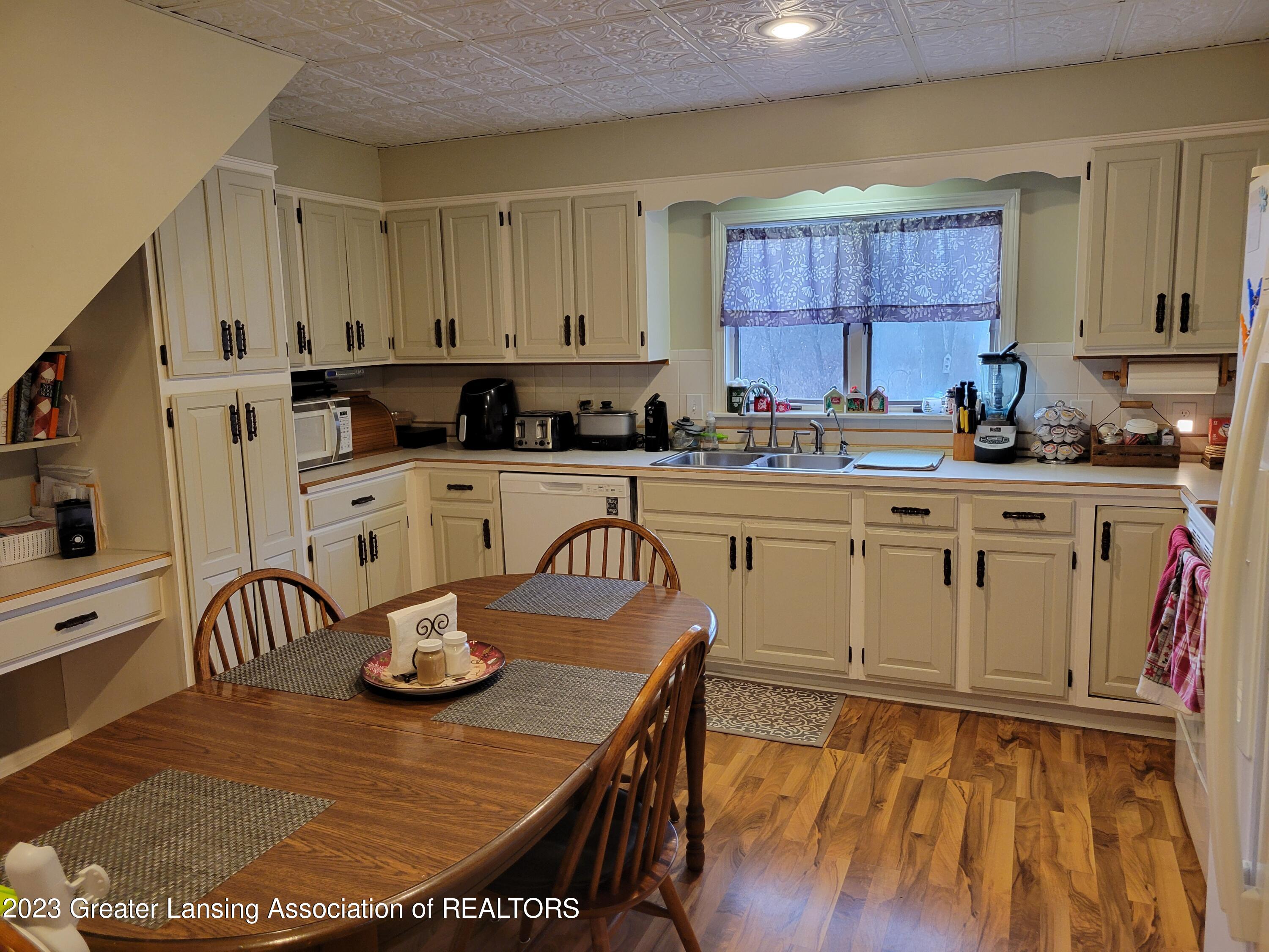 4350 West Hibbard Road Owosso, MI 48867 - Photo 15 of 46 20231215_160950