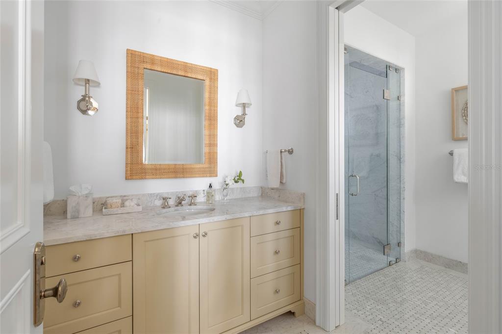 8501 Midnight Pass Road Sarasota, FL 34242 - Photo 38 of 76