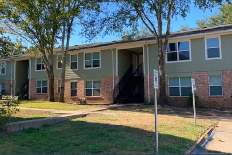 231 Gene Buffalo, TX 75831 - Photo 2 of 12