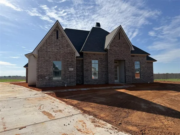 $615,000 | 615 Danube Circle, Bossier City, LA 71111