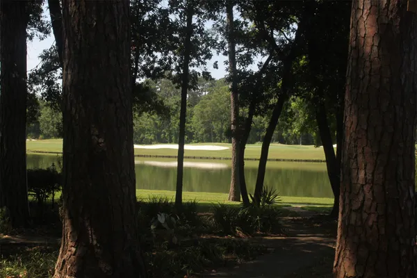 $3,000 | 3126 East Lake Cres Drive, Houston, TX 77339