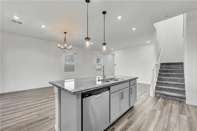 $3,500 | 11828 Black Canary Avenue, Las Vegas, NV 89138