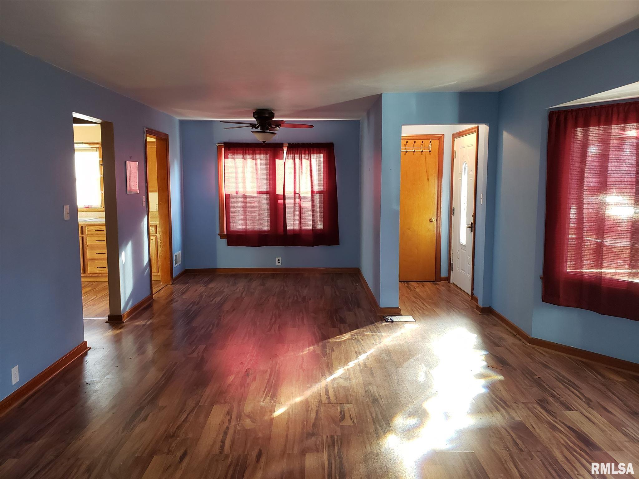 2048 North 7th Street Springfield, IL 62702 - Photo 4 of 30