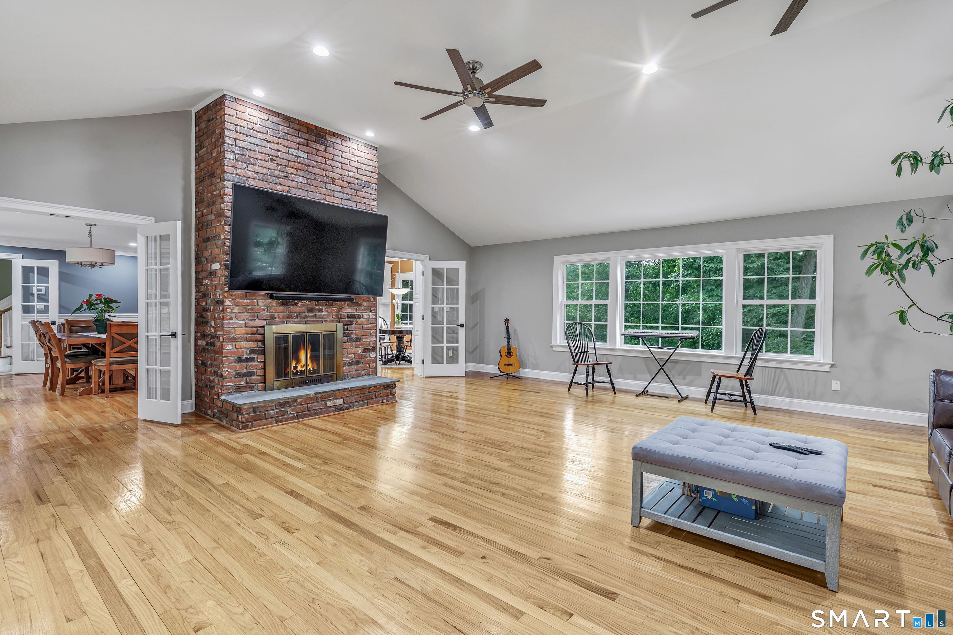 42 Turkey Meadow Road Trumbull, CT 06611 - Photo 17 of 40