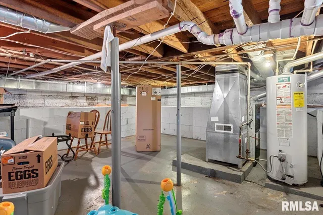 $124,900 | 248 East Vandalia Street, Waverly, IL 62692