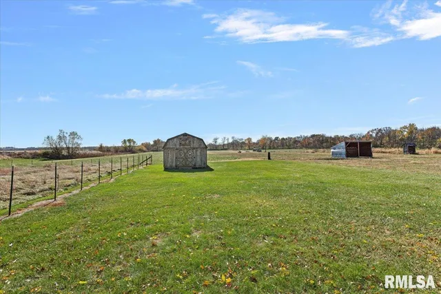 $124,900 | 248 East Vandalia Street, Waverly, IL 62692