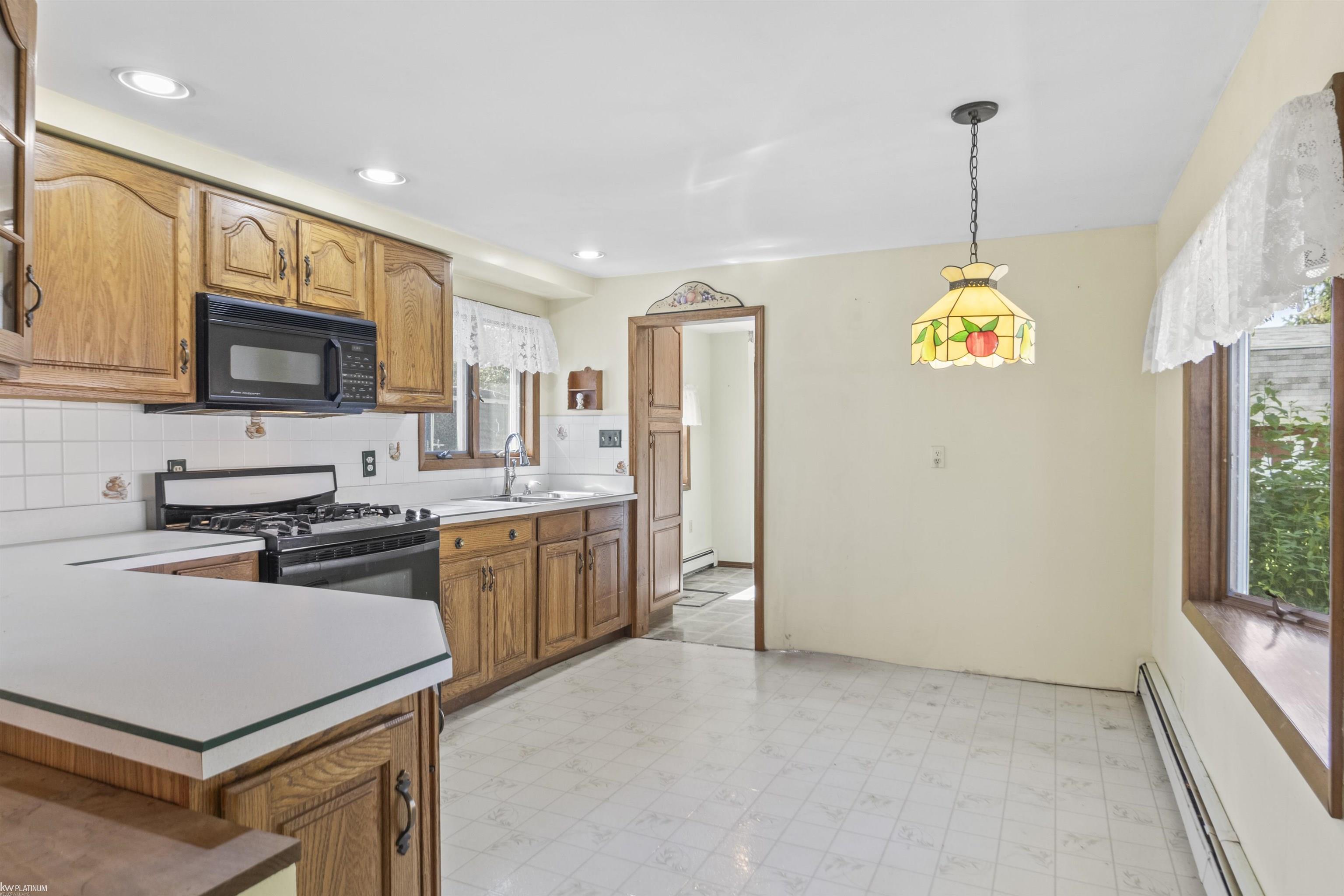 6757 Fargo Road Avoca, MI 48006 - Photo 9 of 18
