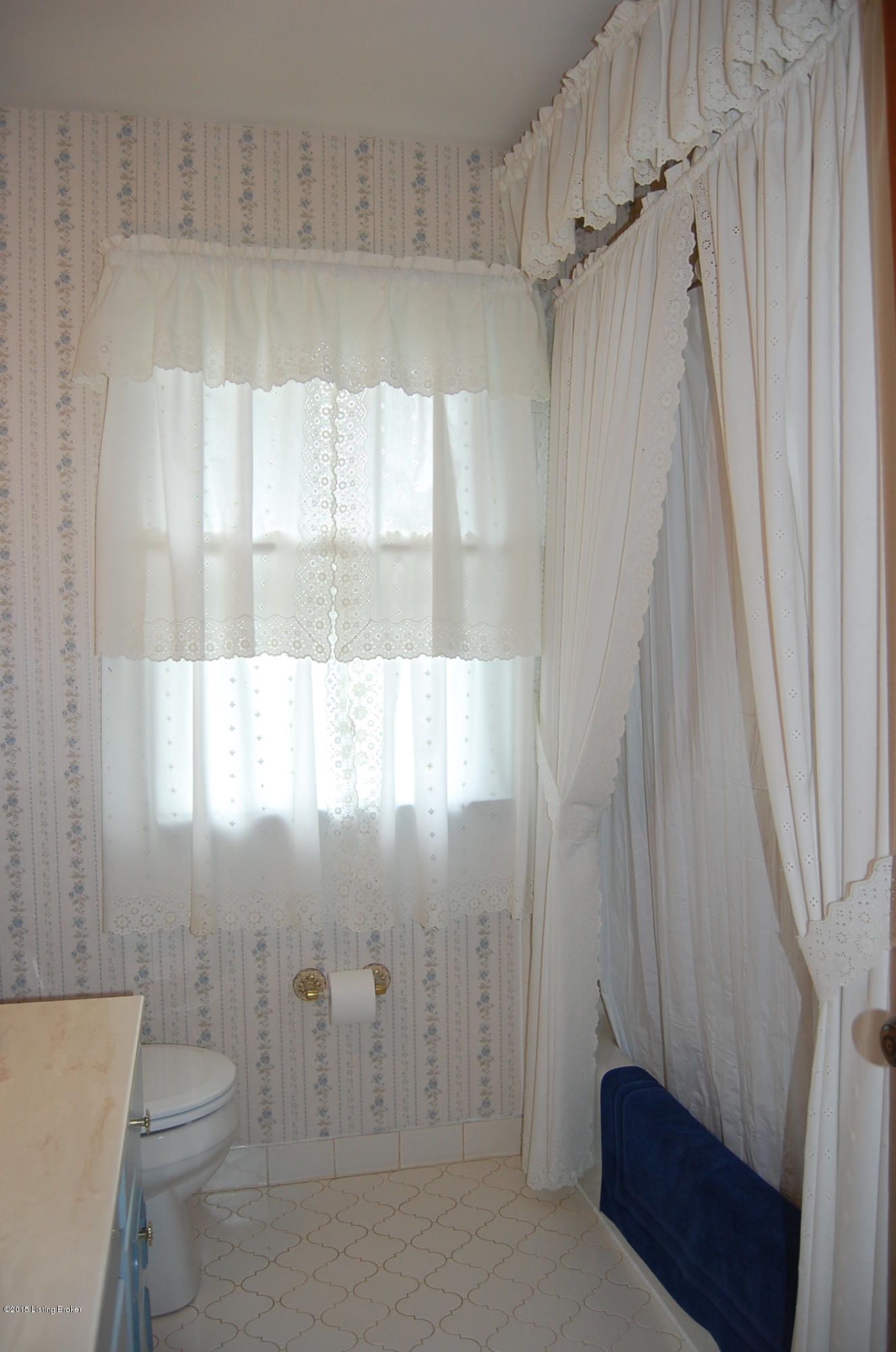 5511 Cumnock Road Louisville, KY 40291 - Photo 21 of 47 2015-09-09 15.51.42 - Copy