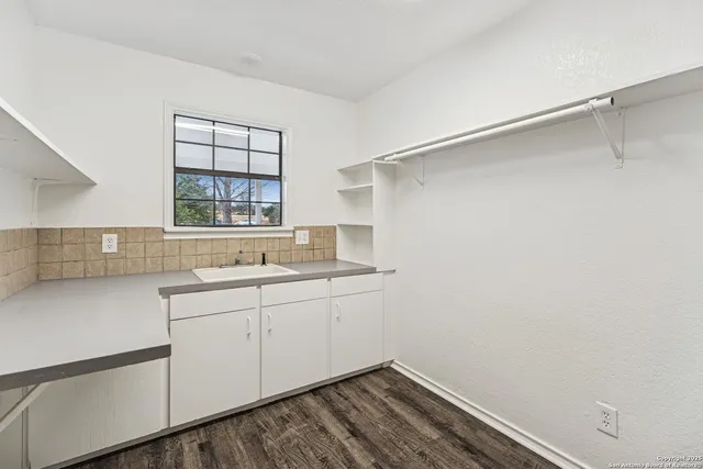 $649,990 | 247 Center Point Drive East, Center Point, TX 78010