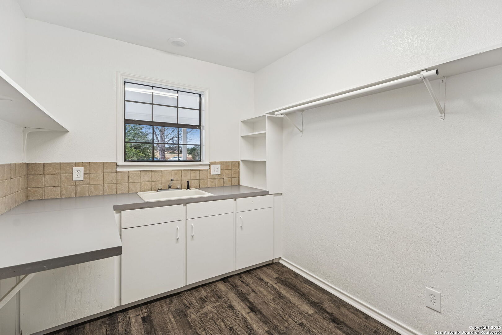 247 Center Point Drive East Center Point, TX 78010 - Photo 55 of 87