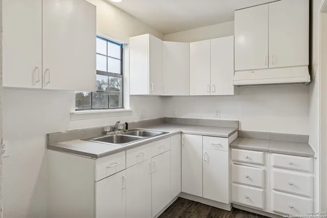 $649,990 | 247 Center Point Drive East, Center Point, TX 78010