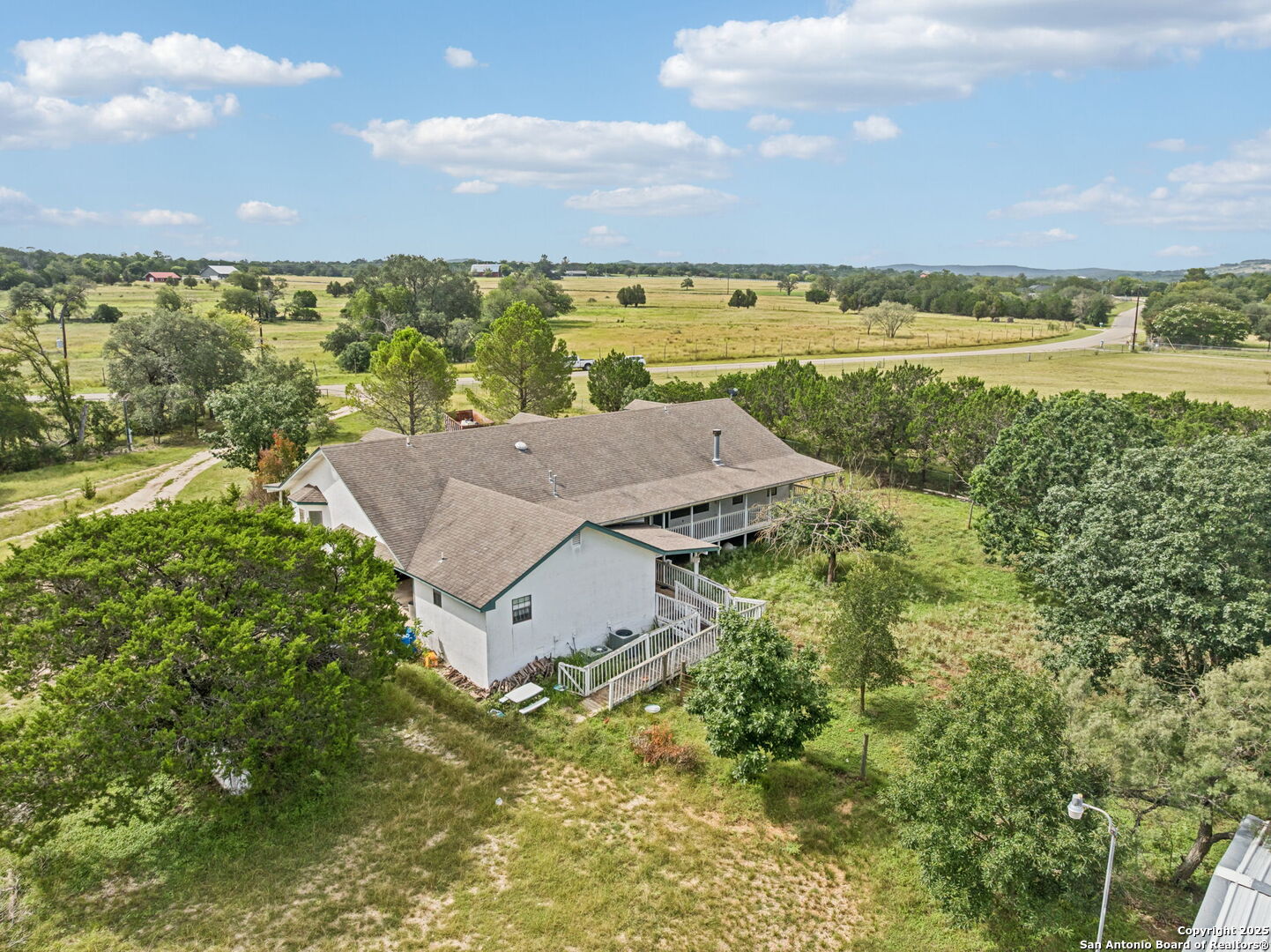 247 Center Point Drive East Center Point, TX 78010 - Photo 7 of 87
