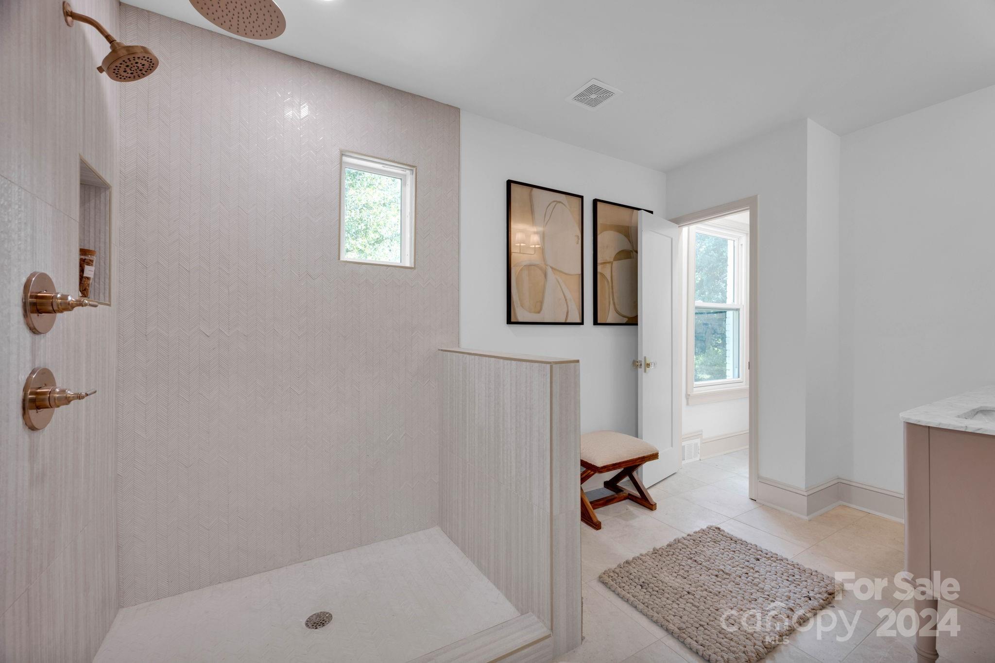 2136 Malvern Road Charlotte, NC 28207 - Photo 20 of 39 Gallery Image 20