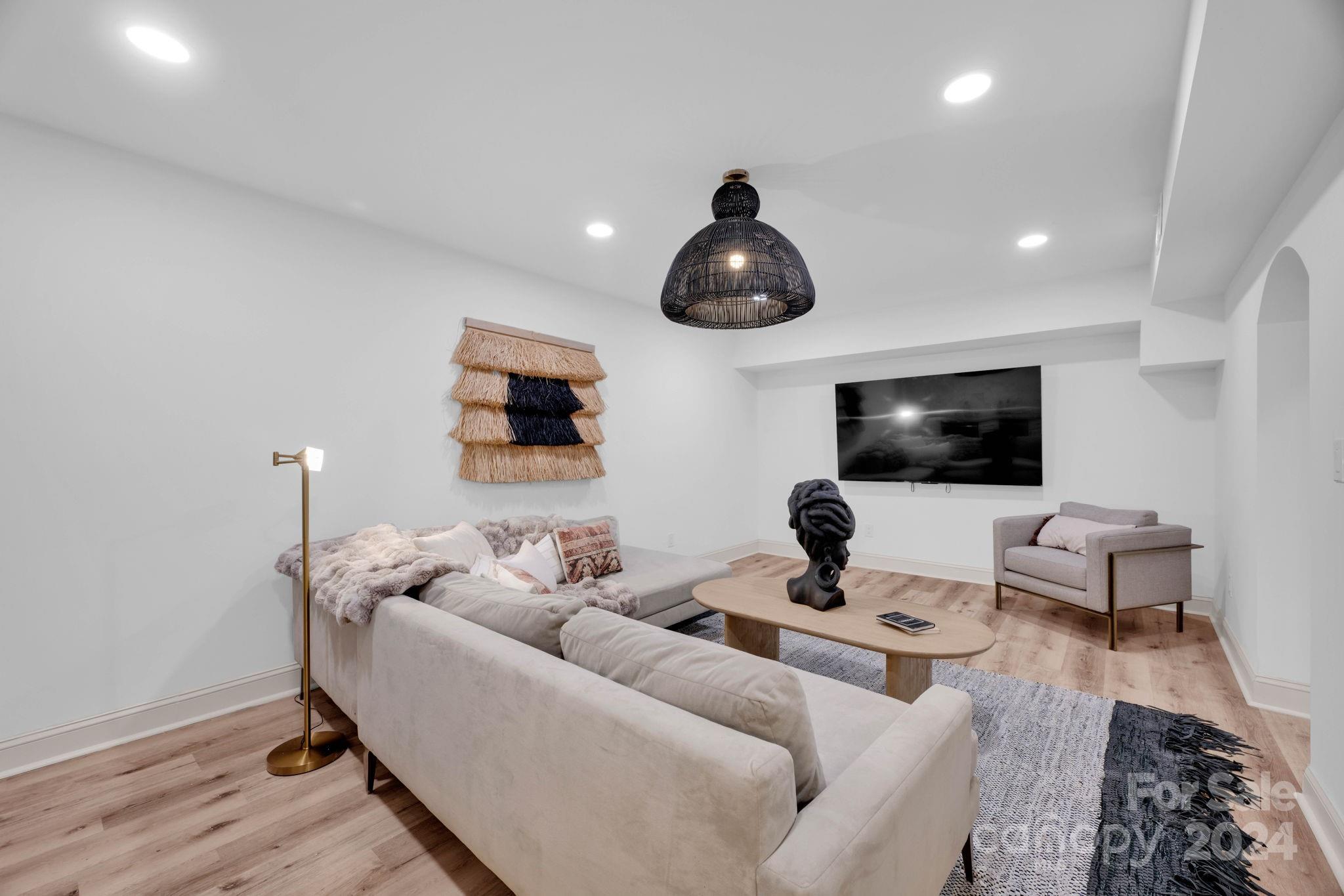 2136 Malvern Road Charlotte, NC 28207 - Photo 34 of 39 Gallery Image 34