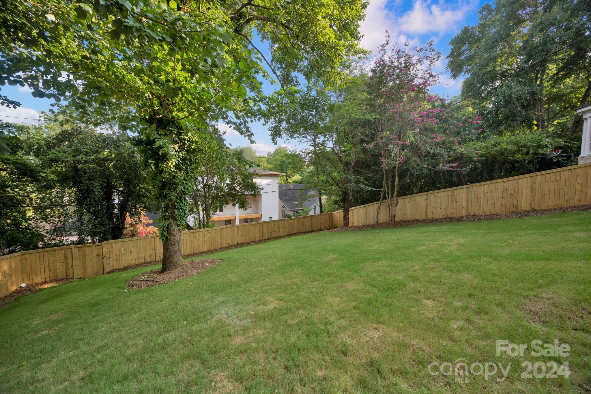 2136 Malvern Road Charlotte, NC 28207 - Photo 38 of 39 Gallery Image 38