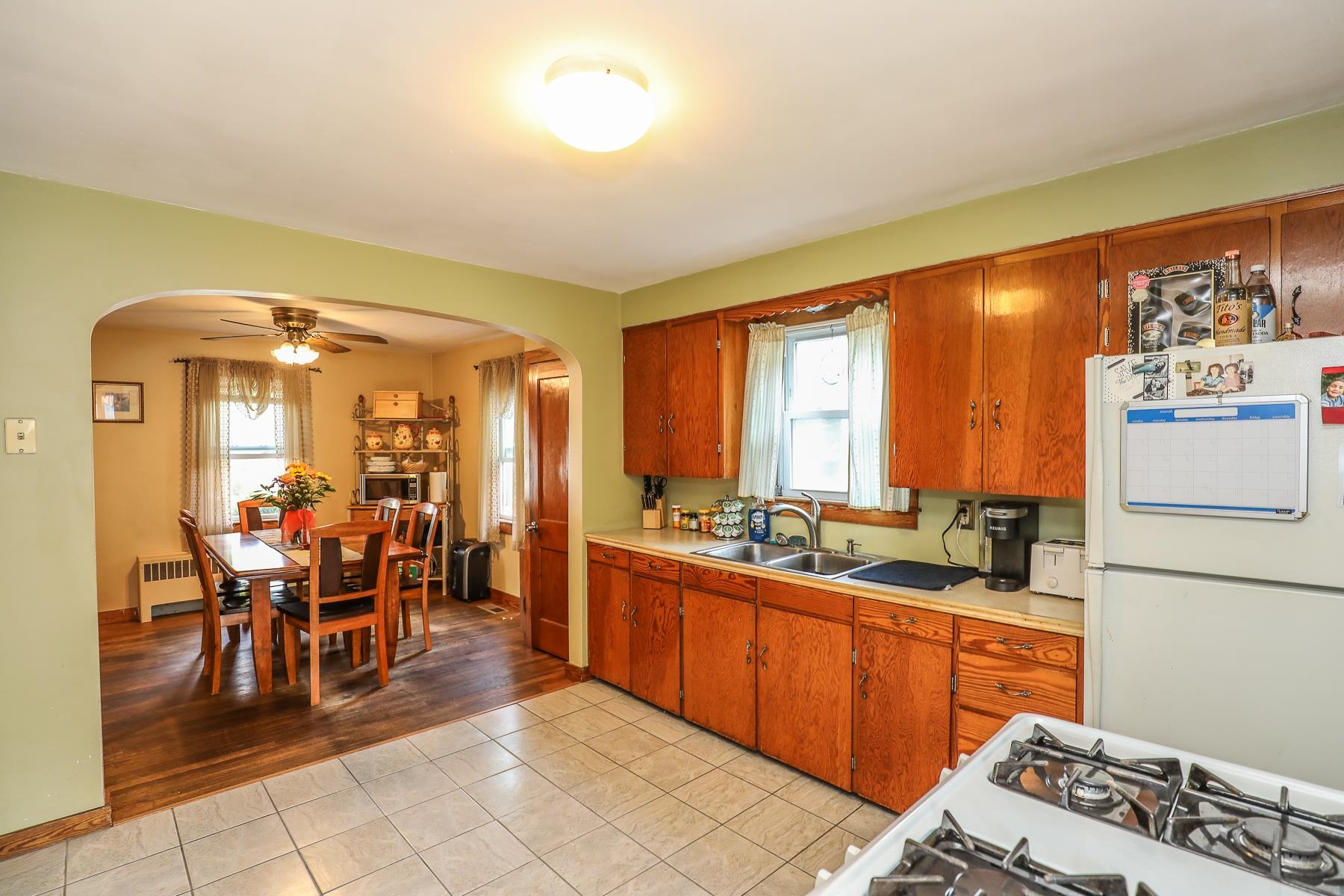 86 George Street Manchester, NH 03102 - Photo 5 of 34