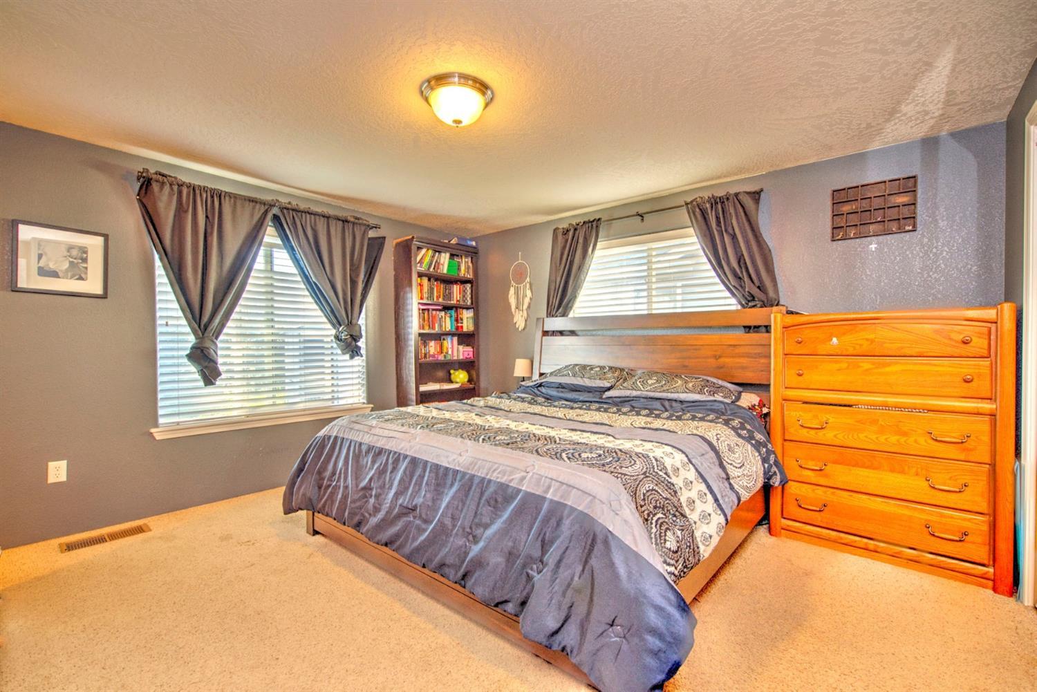 1206 Twin Rocks Drive Central Point, OR 97502 - Photo 11 of 11 Additional Photo