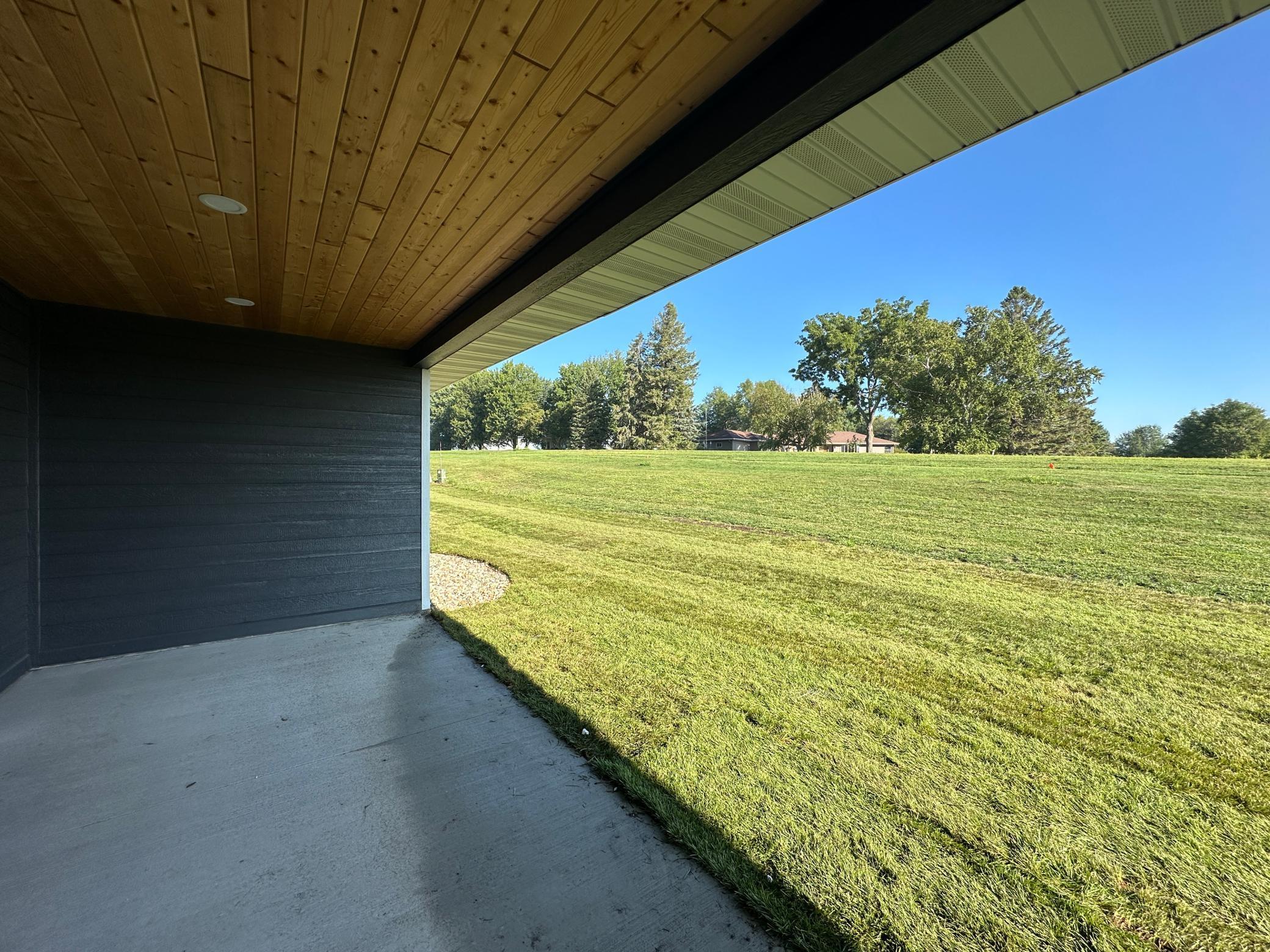 717 Tallgrass Circle Luverne, MN 56156 - Photo 28 of 29