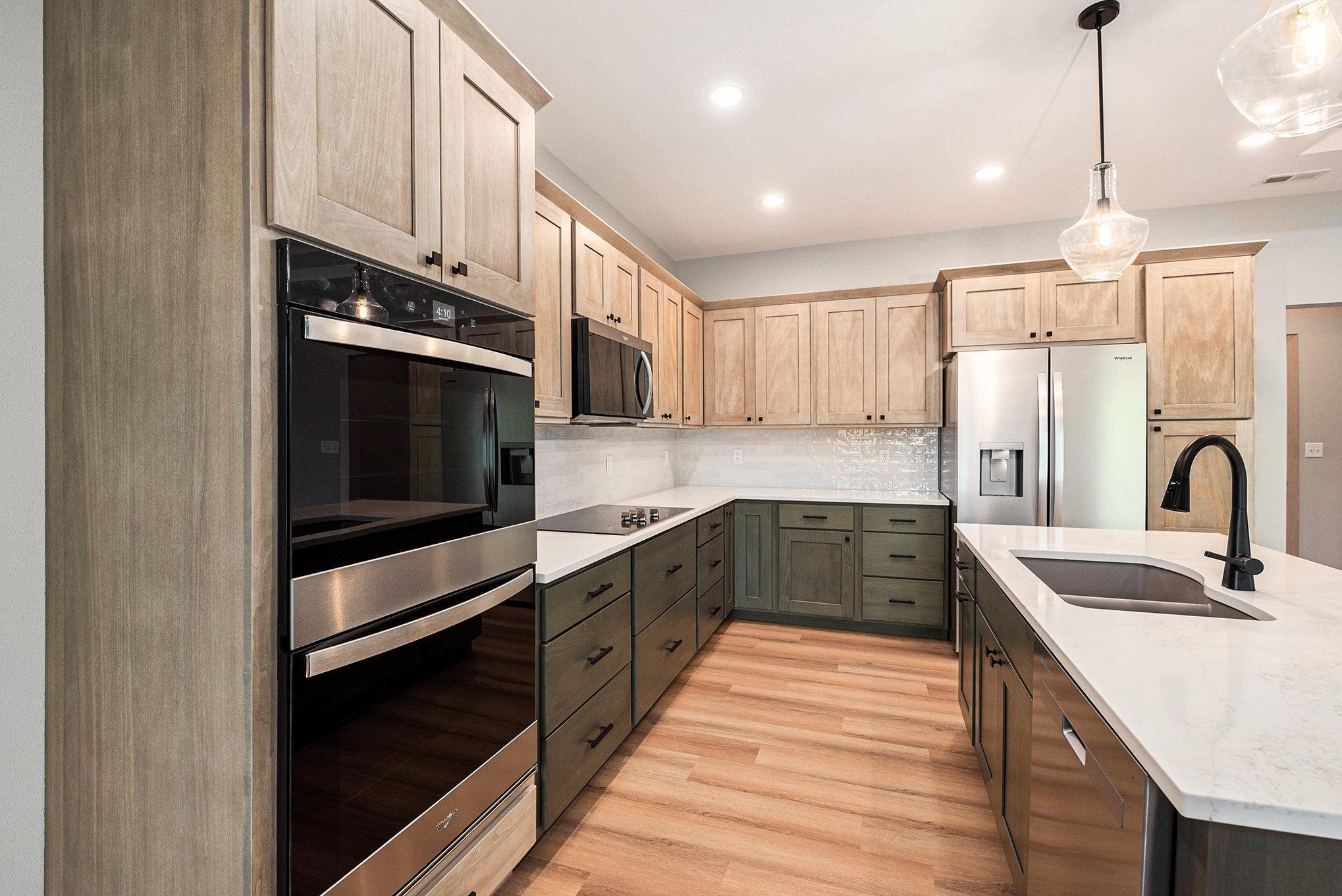 717 Tallgrass Circle Luverne, MN 56156 - Photo 9 of 29