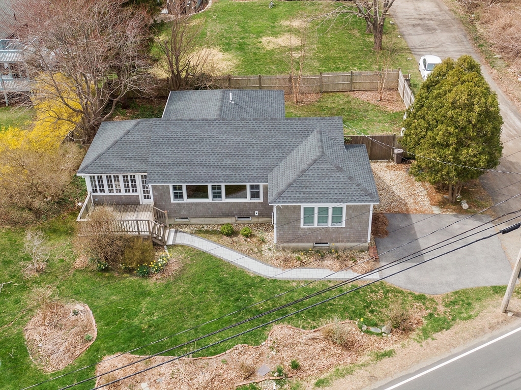 38 Plover Hill Road Ipswich, MA 01938 - Photo 34 of 42 front view of house with a yard
